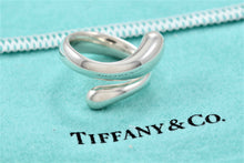 Load image into Gallery viewer, Tiffany &amp; Co. Elsa Peretti Silver Teardrop Open Band Ring
