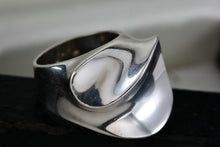 Load image into Gallery viewer, Sterling Silver Heavy Duty Wavy Illusion Dome Ring Size 6.5 Signed Mexico
