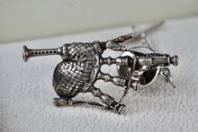 Load image into Gallery viewer, James Avery Sterling Silver Bagpipe 2&quot; Brooch Pin
