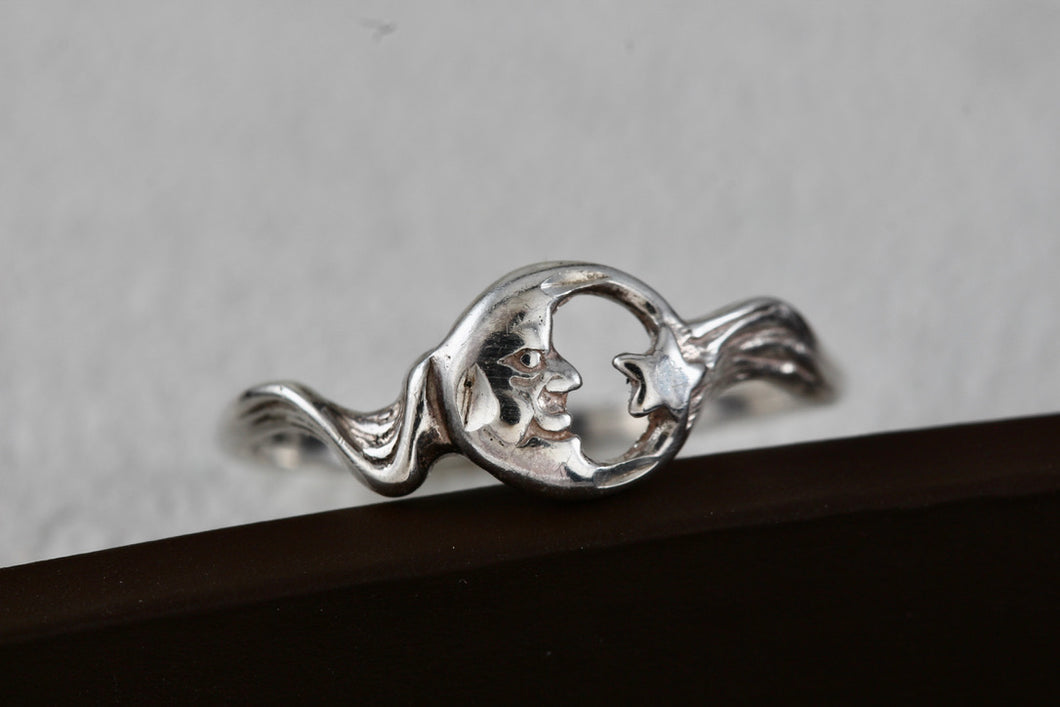 Sterling Silver Man in The Moon Shooting Star Stacking Ring Size 7