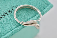 Load image into Gallery viewer, Tiffany &amp; Co. Elsa Peretti Silver Teardrop Snake Ring Size 5.5
