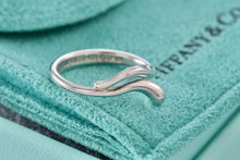 Load image into Gallery viewer, Tiffany &amp; Co. Elsa Peretti Silver Teardrop Snake Ring Size 5.5
