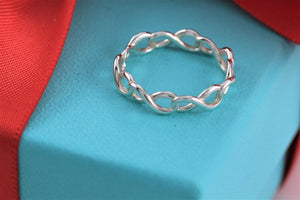 Tiffany & Co. Infinity Silver Narrow Endless Ring Band Size 5