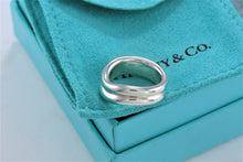 Load image into Gallery viewer, Tiffany &amp; Co. Elsa Peretti Silver Doppio Ring
