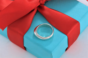 Tiffany & Co. Twist Band Dome 1999 Ring
