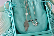 Load image into Gallery viewer, Tiffany &amp; Co. Elsa Peretti Silver Pearl Tassle Mesh 16&quot; Necklace
