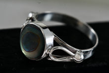 Load image into Gallery viewer, Taxco Sterling Silver Albalone Ring Size 5
