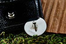 Load image into Gallery viewer, Tiffany &amp; Co. Mens Silver Golf Ball Marker w/ Leather Pouch
