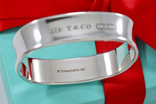 Load image into Gallery viewer, Tiffany &amp; Co. 1837 Silver Square Bangle Bracelet
