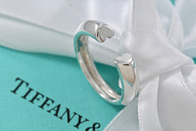 Load image into Gallery viewer, Tiffany &amp; Co. Paloma Picasso Silver Tenderness Hearts Open Band Ring
