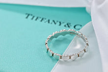 Load image into Gallery viewer, Tiffany &amp; Co. Paloma Picasso Silver Crown of Hearts Narrow Band Ring
