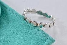Load image into Gallery viewer, Tiffany &amp; Co. Paloma Picasso Silver Crown of Hearts Narrow Band Ring

