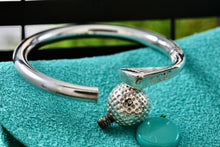 Load image into Gallery viewer, Tiffany &amp; Co. Silver Vintage Golf Club &amp; Ball Key Ring Keychain
