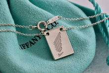 Load image into Gallery viewer, Tiffany &amp; Co. Silver Nikes 2015 Women Marathon 16&quot; Necklace
