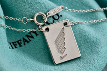 Load image into Gallery viewer, Tiffany &amp; Co. Silver Nikes 2015 Women Marathon 16&quot; Necklace
