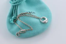 Load image into Gallery viewer, Tiffany &amp; Co. Elsa Peretti Small Eternal Circle Charm Chain Bracelet
