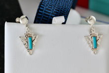 Load image into Gallery viewer, Vintage Native American Silver Turquoise Bar Arrowhead Screw-back Earrings
