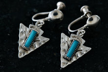 Load image into Gallery viewer, Vintage Native American Silver Turquoise Bar Arrowhead Screw-back Earrings
