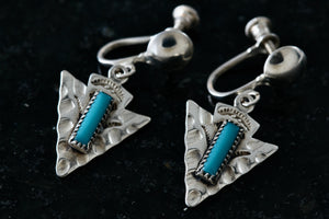 Vintage Native American Silver Turquoise Bar Arrowhead Screw-back Earrings