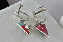 Load image into Gallery viewer, Vintage Native American Silver Turquoise Bar Arrowhead Screw-back Earrings
