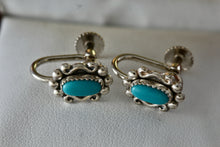 Load image into Gallery viewer, Vintage Native American &quot;Sterling By Bell&quot; Silver Turquoise Screw-back Earrings
