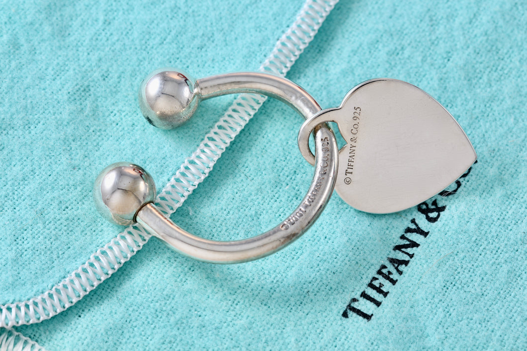 Tiffany & Co. Silver Heart Pendant Horseshoe Key Ring Keychain