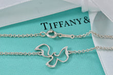 Load image into Gallery viewer, Tiffany &amp; Co. Paloma Picasso Silver Dove Chain Bracelet
