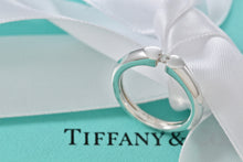 Load image into Gallery viewer, Tiffany &amp; Co. Paloma Picasso Silver Tenderness Heart Floating Diamond Ring
