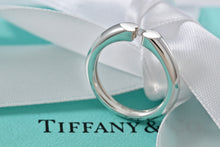 Load image into Gallery viewer, Tiffany &amp; Co. Paloma Picasso Silver Tenderness Heart Floating Diamond Ring
