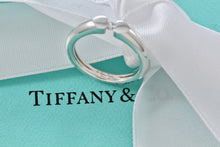 Load image into Gallery viewer, Tiffany &amp; Co. Paloma Picasso Silver Tenderness Heart Floating Diamond Ring
