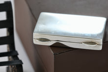 Load image into Gallery viewer, Sterling Silver Vintage Rectangle Trinket Pill Box
