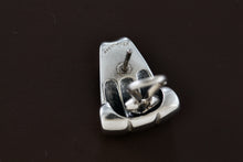 Load image into Gallery viewer, James Avery *SINGLE* Silver Scroll Clip-On Earrings
