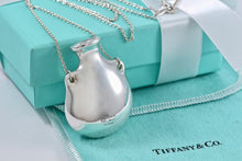 Load image into Gallery viewer, Tiffany &amp; Co. Elsa Peretti Large Jugg Bottle Pendant Necklace
