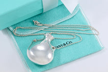 Load image into Gallery viewer, Tiffany &amp; Co. Elsa Peretti Large Jugg Bottle Pendant Necklace
