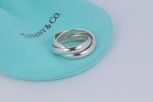 Load image into Gallery viewer, Tiffany &amp; Co. Paloma Picasso Silver Triple Interlocking Ring
