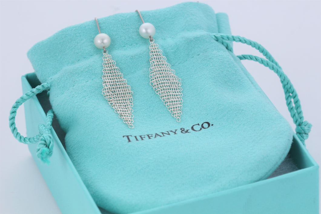 Tiffany & Co. Elsa Peretti Silver Small Mesh Dangle Pearl Earrings