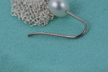 Load image into Gallery viewer, Tiffany &amp; Co. Elsa Peretti Silver Small Mesh Dangle Pearl Earrings
