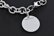 Load image into Gallery viewer, Tiffany &amp; Co. Plain Circle Tag Chunky Link 10mm Bracelet
