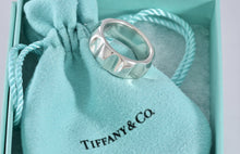 Load image into Gallery viewer, Tiffany &amp; Co. Paloma Picasso Silver Groove Band Ring
