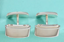 Load image into Gallery viewer, Tiffany &amp; Co. Mens Silver Metropolis Cufflinks
