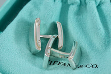 Load image into Gallery viewer, Tiffany &amp; Co. Mens Silver Metropolis Cufflinks
