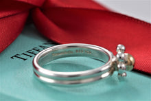 Load image into Gallery viewer, Tiffany &amp; Co. Paloma Picasso 18K Gold &amp; Silver Jolie Flower Ring
