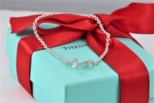 Load image into Gallery viewer, Tiffany &amp; Co. Angela Cummins Silver Bent Arrow Bracelet

