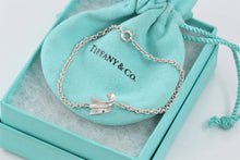 Load image into Gallery viewer, Tiffany &amp; Co. Angela Cummins Silver Bent Arrow Bracelet

