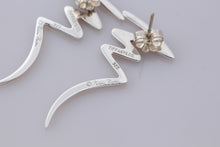 Load image into Gallery viewer, Tiffany &amp; Co. Paloma Picasso Silver Scribble Zig Zag Earrings
