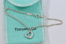 Load image into Gallery viewer, Tiffany &amp; Co. Elsa Peretti Silver Small Open Heart Chain Bracelet
