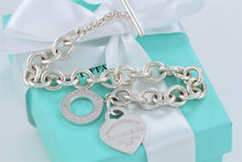 Load image into Gallery viewer, Return to Tiffany &amp; Co. Silver Heart Toggle 7.5&quot; Bracelet NEWEST VERSION
