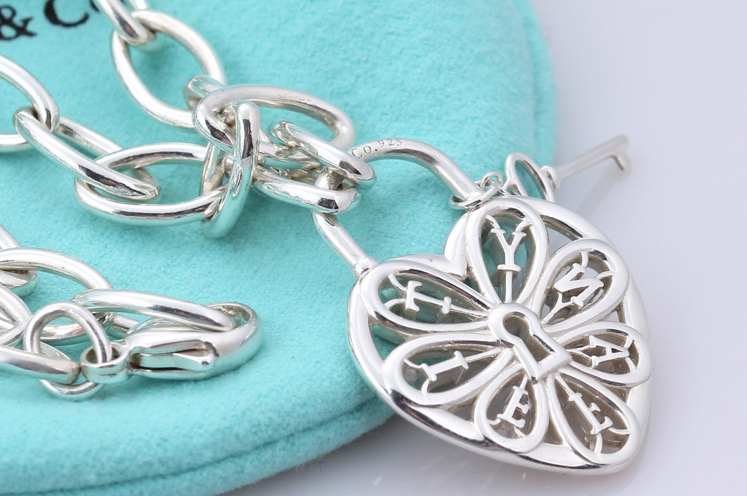 Tiffany & Co. Silver Keyhole Heart Filigree & Mini Key Pendant Oval Link Necklace