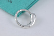 Load image into Gallery viewer, Tiffany &amp; Co. Elsa Peretti Silver Eternal Circle Keyring Keychain
