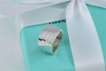 Load image into Gallery viewer, Tiffany &amp; Co. Frank Gehry Silver Torque Stacking Row Ring
